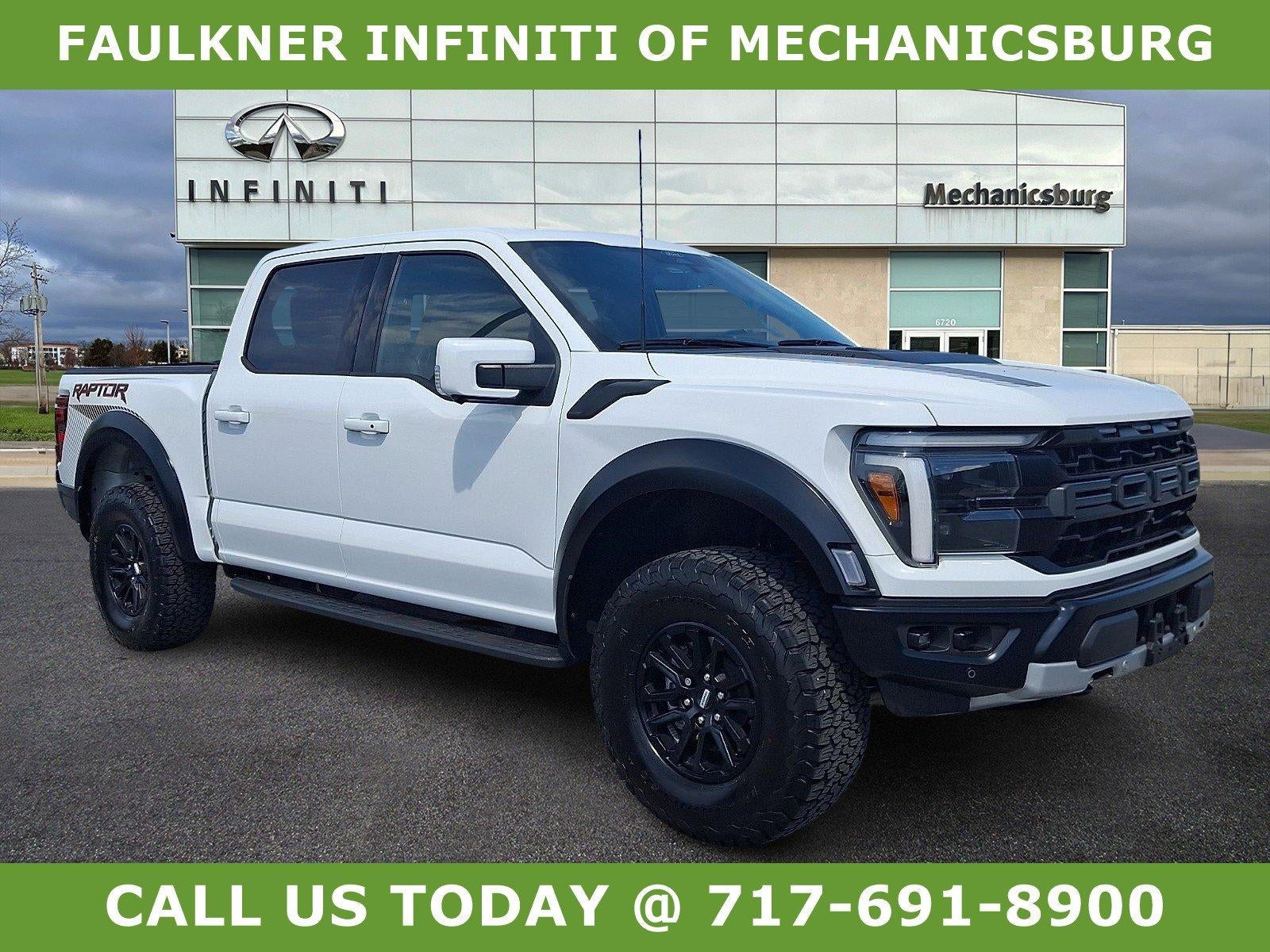 2025 Ford F-150 Raptor 4WD SuperCrew 5.5' Box in Oxford White — front three-quarter view