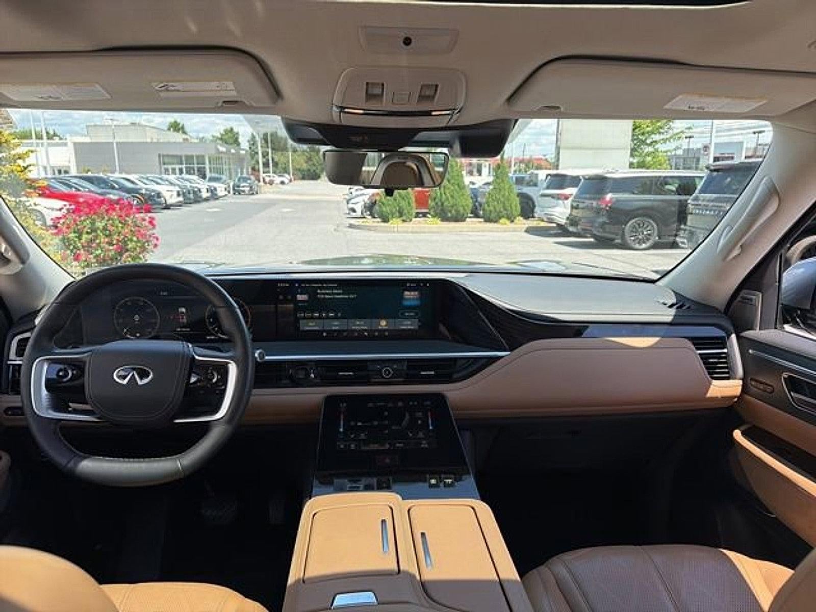 2025 INFINITI QX80 — side profile view