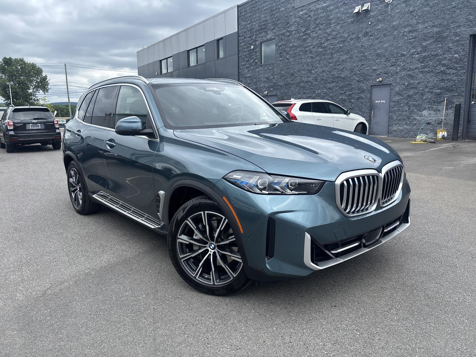 2025 BMW X5 xDrive40i — side profile view